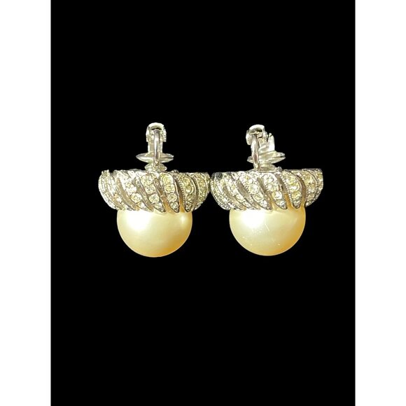 Vintage Kenneth Jay Lane Couture Pearl Rhinestone Silver Tone Clip On Earrings - Picture 3 of 7
